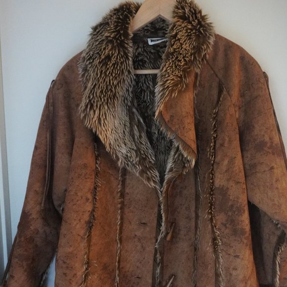 Beautiful Suede Jacket - Picture 1 of 4